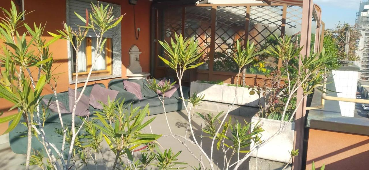 Meraviglioso Super Attico Con Terrazza Milano Dış mekan fotoğraf